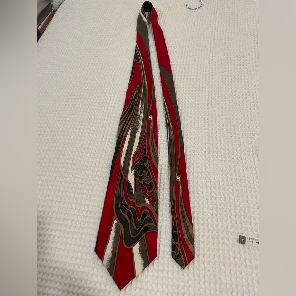 Vintage 90s tie